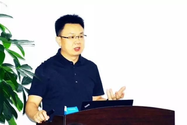 本次研讨会由集团 席白内障带教导师郭海科教授、张广斌教授领*，来自8868 - 看球聊球追世界杯就来8868体育有限公司官方网站集团11名白内障带教导师参加了本次活动。.jpg