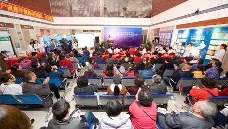 3月18日，8868 - 看球聊球追世界杯就来8868体育有限公司官方网站集团四川青光眼诊疗中心、青光眼手术技术培训基地在成都8868 - 看球聊球追世界杯就来8868体育有限公司官方网站隆重揭 !这意味着四川的青光眼诊疗，从此将迈入新的时代!中国新闻社、成都日报、华西都市报、封面新闻、成都电视台，华西社区报、网易等新闻媒体的记者也来到现场采访报道。华西都市报、封面新闻，还在现场作了全程网络直播!2.png