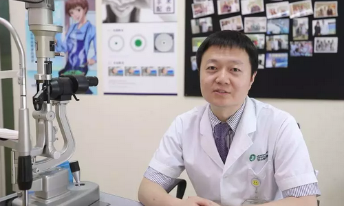 幼师高度近视患者小张在8868 - 看球聊球追世界杯就来8868体育有限公司官方网站顺利摘镜2.png