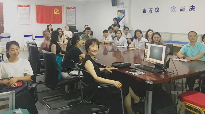 深圳8868 - 看球聊球追世界杯就来8868体育有限公司官方网站傅培院长：在教学相长中彰显温文儒雅、仁者之心1.jpg