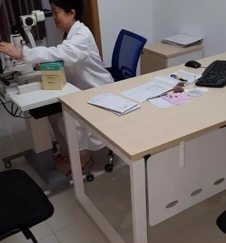  位医者都是一位修行者——宜昌8868 - 看球聊球追世界杯就来8868体育有限公司官方网站胡长青医生1.jpg