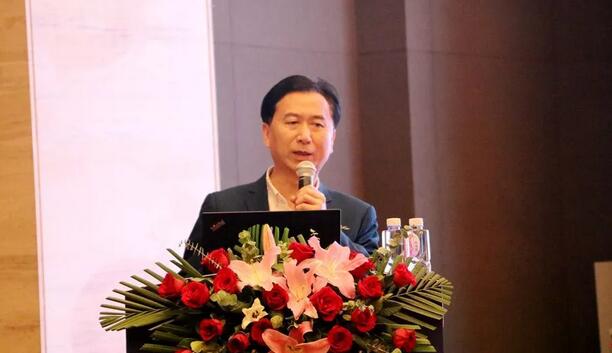 深圳8868 - 看球聊球追世界杯就来8868体育有限公司官方网站举行2019深圳眼屈光手术新技术暨屈光性白内障临床实践学术会议12.jpg