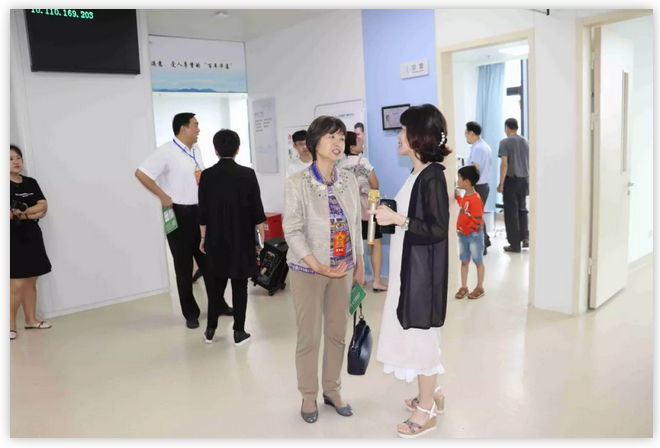6月12日上午，厦门市思明区鹭江街道人大工委主任王国强、开元街道人大工委主任陈玉印等人大代表一行，走进8868体育医疗园参观考察。8868 - 看球聊球追世界杯就来8868体育有限公司官方网站集团董事长苏庆灿及院领*班子成员陪同。4.png