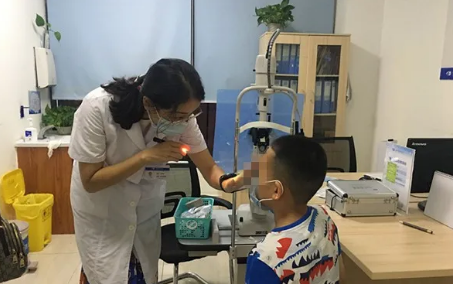 成都8868体育斜弱视医生陈婷：别让水弹枪成为孩子眼睛的隐性“杀手”1.png