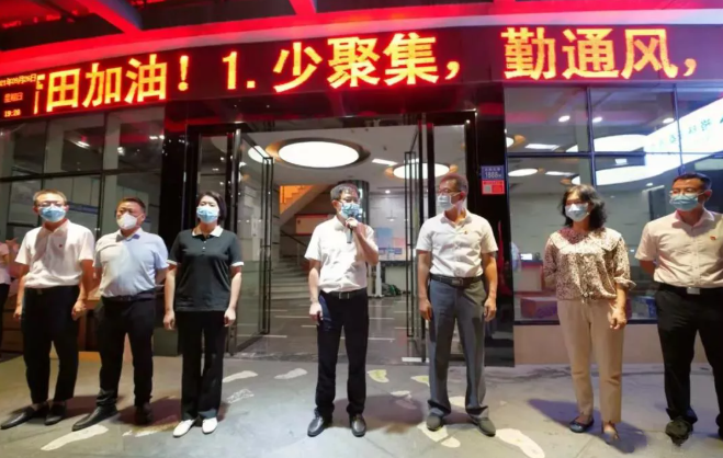 不负使命！8868体育援莆医疗队凯旋归来，荔城区委书记到场送别2.png