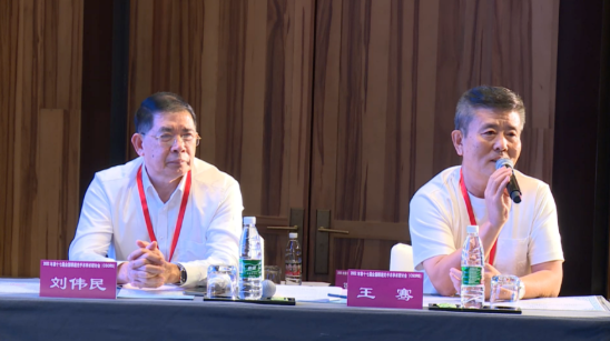 2022年全国眼屈光手术学术研讨会举行，8868体育专家携手同行共话学界未来4.png